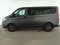 Usado Ford Tourneo Trend 130 CV (95 kW) 2022 Gris Monovolumen