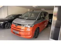 Usado VW Multivan Life 150 CV (110 kW) 2024 Naranja Monovolumen