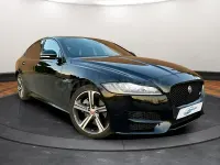 Usado Jaguar XF R-Sport 180 HP (132 kW) 2021 Preto Sedan