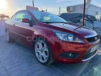 Usado Ford Focus Cabriolet Titanium 136 CV (100 kW) 2008 Granate Descapotable