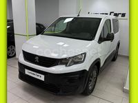 Usado Peugeot Rifter Allure 100 CV (73 kW) 2023 Blanco Monovolumen