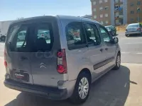 Usado Citroën Berlingo Feel 100 CV (73 kW) 2016 Gris / plata Monovolumen
