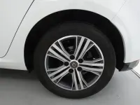 Usado Renault Mégane II Zen 115 CV (84 kW) 2021 Blanco Berlina