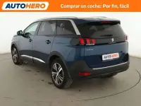 Usado Peugeot 5008 Allure 131 CV (96 kW) 2023 Verde SUV