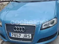 Usado Audi A3 Sportback Attraction 105 CV (77 kW) 2010 Azul Utilitario