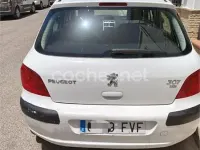 Usado Peugeot 307 110 CV (80 kW) 2007 Blanco Berlina