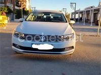 Usado VW Passat Advance 150 CV (110 kW) 2018 Blanco Familiar