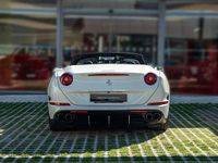 Usado Ferrari California 560 CV (411 kW) 2014 Blanco Descapotable