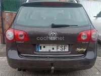 Usado VW Passat Highline 140 CV (102 kW) 2007 Marrón Familiar