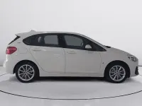 Usado BMW 225 Active Tourer iPerformance 224 CV (164 kW) 2018 Blanco Monovolumen