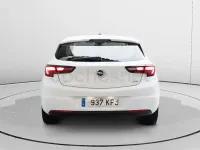 Usado Opel Astra Business 110 CV (80 kW) 2017 Blanco Berlina