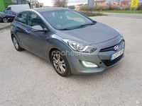 Usado Hyundai i30 110 CV (80 kW) 2014 Gris / plata Berlina