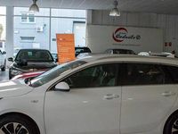 Usado Kia Ceed 101 CV (74 kW) 2025 Deluxe white Utilitario