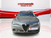 Usado Alfa Romeo Stelvio Veloce 210 CV (154 kW) 2023 Gris / plata SUV