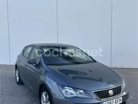 Usado Seat Leon Style 110 CV (80 kW) 2017 Gris / plata Berlina