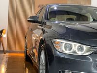 Usado BMW 318 Luxury Line 143 CV (105 kW) 2015 Gris / plata Berlina