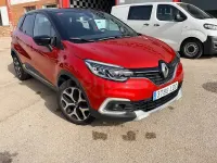 Usado Renault Captur Life 90 CV (66 kW) 2020 Rojo SUV