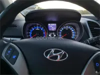 Usado Hyundai i30 90 CV (66 kW) 2013 Gris / plata Berlina