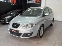 Usado Seat Altea XL Style 105 CV (77 kW) 2010 Gris / plata Monovolumen