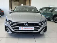 Usado VW Arteon R-line 150 CV (110 kW) 2022 Gris Familiar
