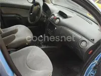 Usado Citroën C3 75 CV (55 kW) 2004 Azul Berlina