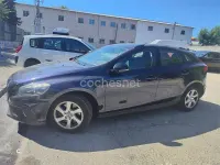 Usado Volvo V40 CC Momentum 120 CV (88 kW) 2015 Azul Familiar