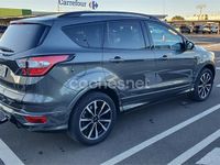 Usado Ford Kuga ST-Line 150 CV (110 kW) 2019 Gris / plata SUV