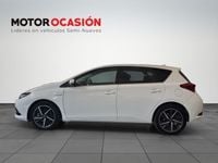 Usado Toyota Auris Hybrid 180 CV (132 kW) 2018 Blanco Berlina