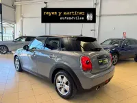 Usado Mini Cooper D Cabriolet 117 CV (86 kW) 2018 Gris Descapotable