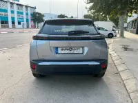 Usado Peugeot 2008 Active 101 CV (74 kW) 2020 Gris SUV