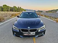 Usado BMW 318 Sport Line 143 CV (105 kW) 2013 Azul Familiar