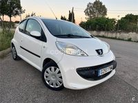 Usado Peugeot 107 68 CV (50 kW) 2007 Blanco Utilitario