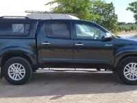 Usado Toyota HiLux 144 CV (105 kW) 2015 Negro Pickup/Camioneta