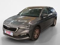Usado Skoda Scala Ambition 95 CV (69 kW) 2024 Gris Utilitario