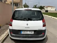 Usado Renault Scenic E-Tech Dynamique 85 CV (62 kW) 2007 Blanco Monovolumen