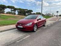 Usado Peugeot 307 CC 143 CV (105 kW) 2005 Granate Descapotable