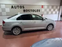 Usado Seat Toledo Style 105 CV (77 kW) 2013 Gris Utilitario