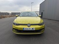 Usado VW Golf VIII 115 CV (84 kW) 2022 Amarillo Berlina