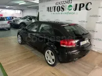 Usado Audi A3 Ambiente 140 CV (102 kW) 2006 Negro Utilitario