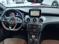 Usado Mercedes CLA200 Shooting Brake AMG line 136 CV (100 kW) 2015 Negro Familiar