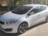 Usado Kia Ceed GT 136 HP (100 kW) 2016 Branco Sedan