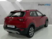 Usado Kia Stonic 100 CV (73 kW) 2021 Rojo SUV