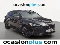 Usado Seat Leon FR 131 CV (96 kW) 2023 Negro Utilitario