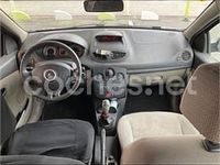 Usado Renault Clio II Authentique 85 CV (62 kW) 2004 Azul Berlina