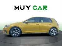 Usado VW Golf VII Sportline 115 CV (84 kW) 2017 Amarillo Berlina