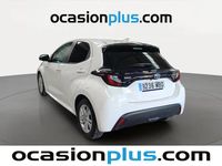 Usado Toyota Yaris Hybrid Business Edition 116 CV (85 kW) 2022 Blanco
