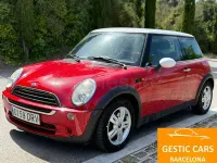 Usado Mini ONE 90 CV (66 kW) 2005 Rojo Utilitario