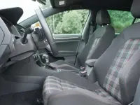 Usado VW Golf VII GTI 230 CV (169 kW) 2018 Blanco Utilitario