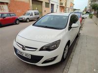 Usado Opel Astra Sportive 130 CV (95 kW) 2013 Blanco Familiar