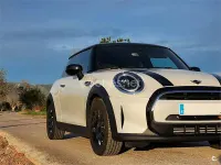 Usado Mini Cooper 136 CV (100 kW) 2023 Blanco Utilitario